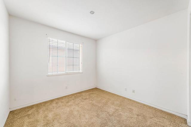 41013 Sunsprite St, Lake Elsinore CA: https://media.crmls.org/mediaz/47680080-f5d9-4d36-8e9c-40104d1481fd.jpg