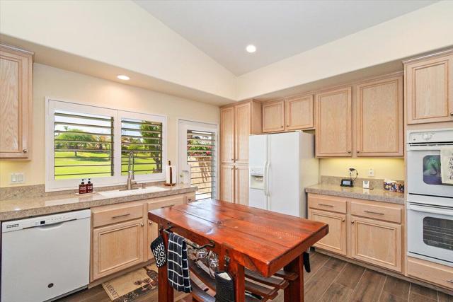 Image 12 of 39 For 45703 Spyglass Hill Street