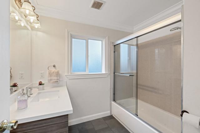 301 Channing Way, Pacifica CA: https://media.crmls.org/mediaz/4768987d-56a4-4e89-bbb7-4edcdfee2d04.jpg