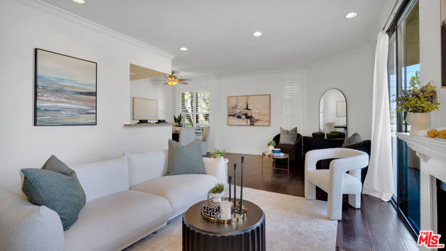 13920 Moorpark Street, 106 photo 8