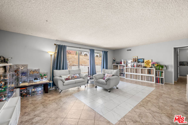 12471 Tibbetts Street photo 10
