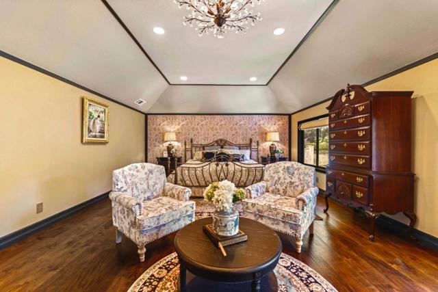 1128 Foxhurst Way, San Jose CA: https://media.crmls.org/mediaz/47696259-91e6-48e9-b756-820e0a2d2547.jpg