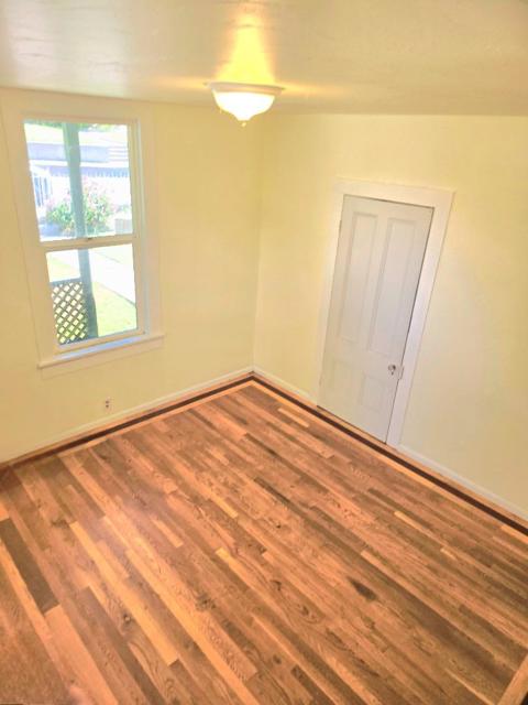 129 Broadway, Jackson CA: https://media.crmls.org/mediaz/47698183-c197-4e6c-91ba-63462615b50b.jpg