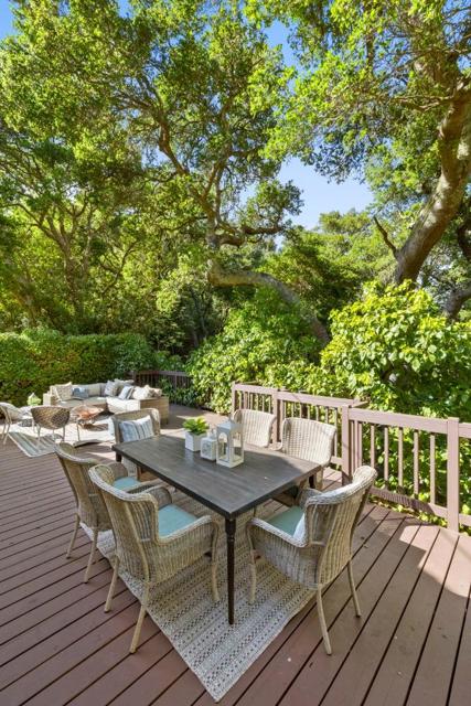 2 Corte Camellia, Millbrae CA: https://media.crmls.org/mediaz/4769ceb8-5de0-42fa-aac0-5093d6e1d67c.jpg