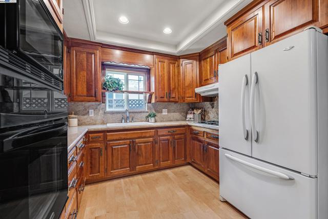 5645 Lemke Pl, Fremont CA: https://media.crmls.org/mediaz/476b1617-6fac-4396-9863-512956bd1aff.jpg