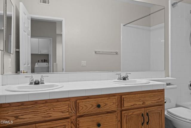 273 Camino Toluca, Camarillo CA: https://media.crmls.org/mediaz/476b5507-16b0-4743-80b3-44ca18b2d289.jpg
