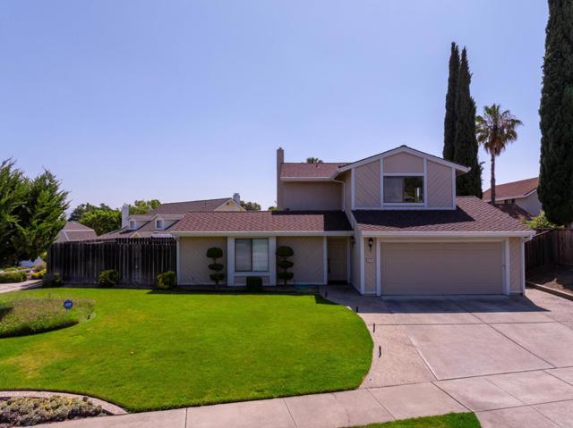 8760 Rancho Hills Drive, Gilroy CA: https://media.crmls.org/mediaz/476b6341-7b70-4ac1-8db9-b6b2afc42bb7.jpg