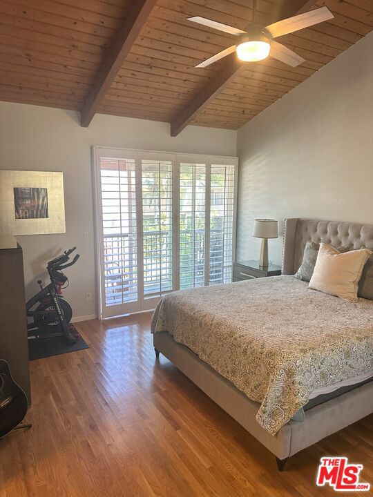 11662 Iowa Avenue, Los Angeles CA: https://media.crmls.org/mediaz/476d6c7d-e7a2-4162-886e-d2c03ff21e9b.jpg