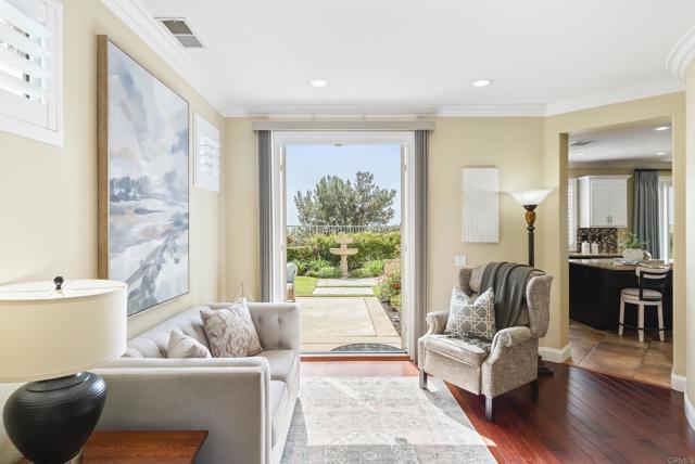 Detail Gallery Image 6 of 56 For 6407 Calmeria Pl, Carlsbad,  CA 92011 - 4 Beds | 3 Baths