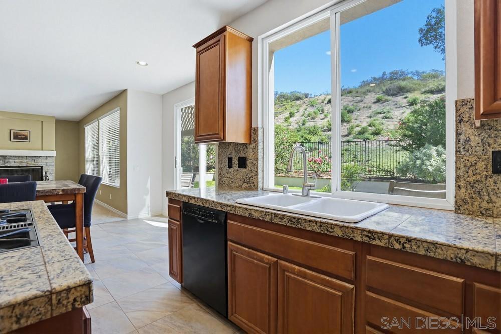 13673 Shoal Summit - photo 18