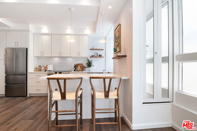 1623 S Bedford Street, Los Angeles CA: https://media.crmls.org/mediaz/476f606e-c31e-4d40-b882-8341461dd593.jpg