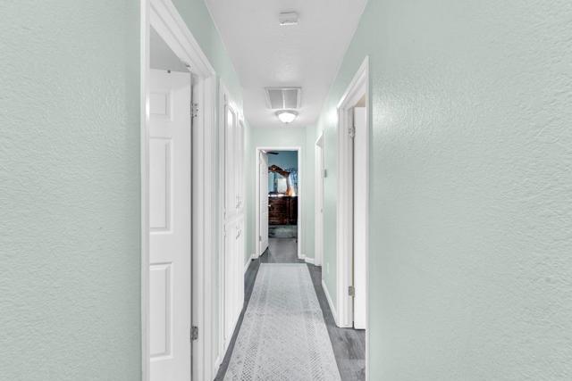 711 Kirkwood Court, Los Banos CA: https://media.crmls.org/mediaz/476faf3a-3cbc-4621-9640-955be466345f.jpg