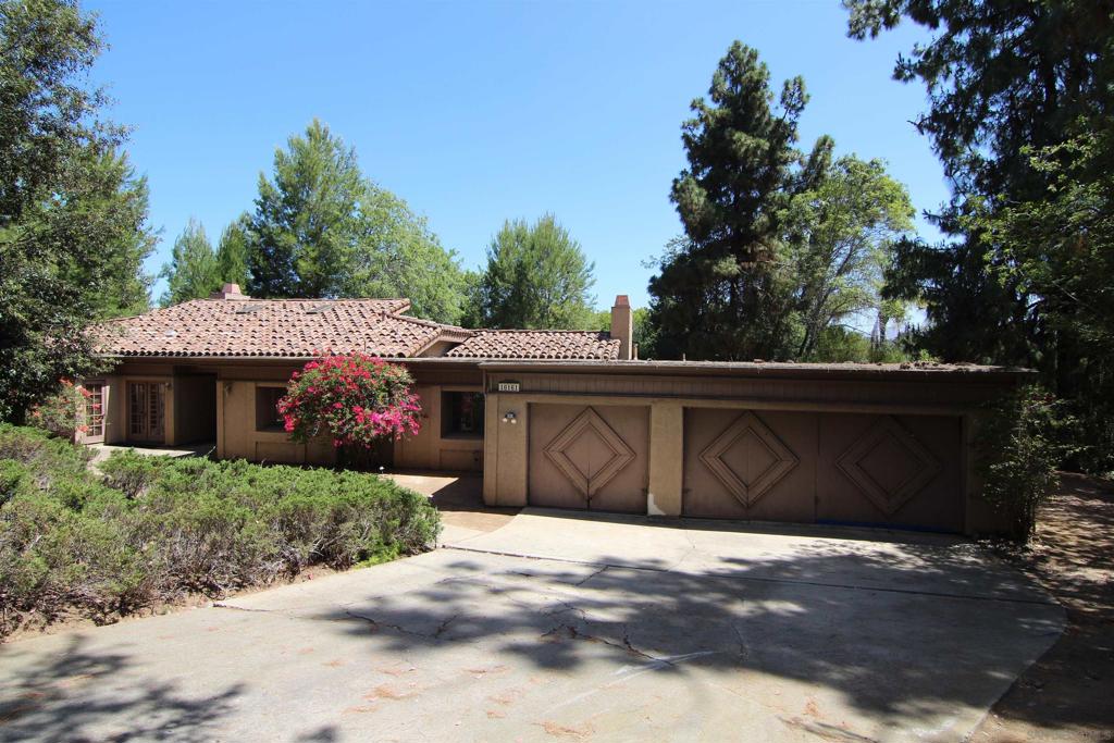 16161 Ladera Piedra Way
