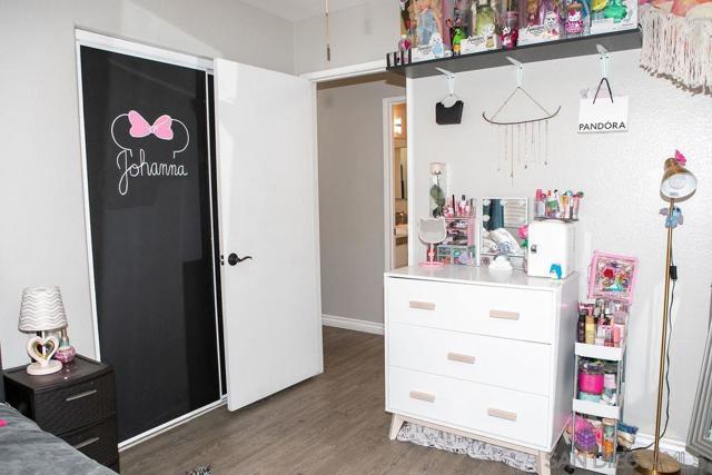 1419 Hummingbird Way, Hemet CA: https://media.crmls.org/mediaz/4770bebc-cc4a-462f-948e-701d5a441aad.jpg