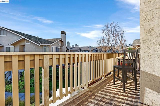 3769 Crow Canyon Rd, San Ramon CA: https://media.crmls.org/mediaz/4770e68e-87b3-4f63-905c-8a79a2525e39.jpg