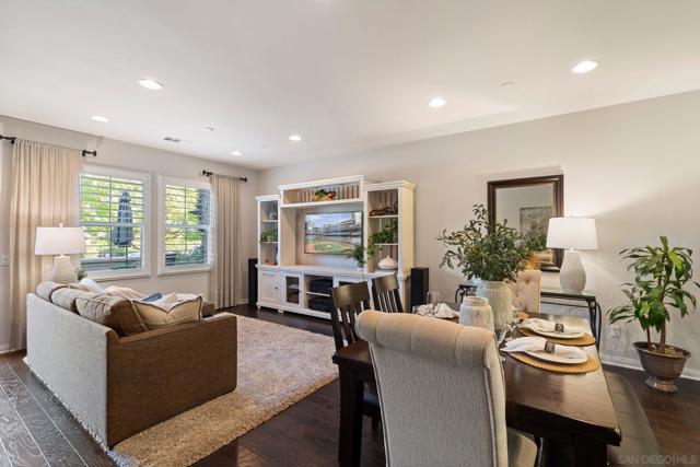 16675 Gill Loop, San Diego CA: https://media.crmls.org/mediaz/4771274d-3e7e-45ba-814f-4ec9f87cabe2.jpg