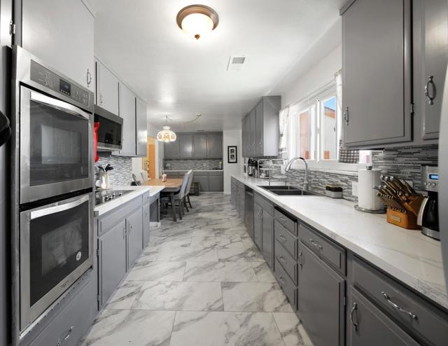 310 Jackson Street, Sunnyvale CA: https://media.crmls.org/mediaz/4772ac93-99b0-421e-b8a7-9e717eca5601.jpg