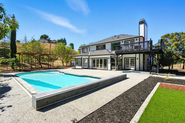 6650 Johnston Road, Pleasanton CA: https://media.crmls.org/mediaz/4773aeea-f9ab-4ea3-baaf-284c125d2eba.jpg