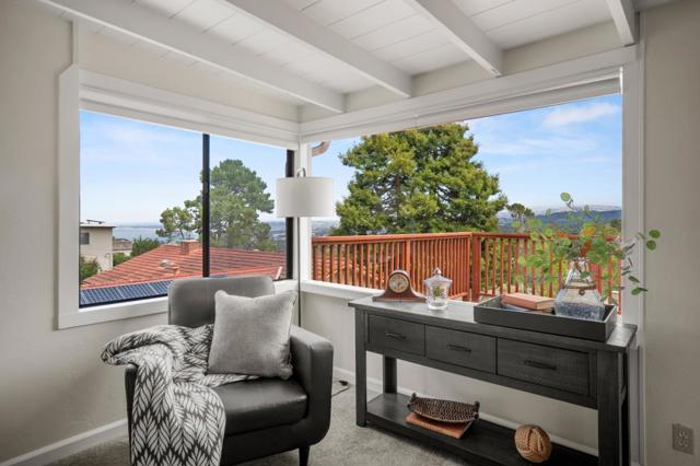 25 Linda Vista Drive, Monterey CA: https://media.crmls.org/mediaz/4773c278-ed72-491b-b3a0-39c4b651283b.jpg