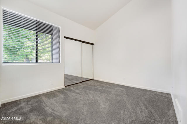 4188 Minnecota Drive, Thousand Oaks CA: https://media.crmls.org/mediaz/4773e052-7869-4324-8a9d-788ca4209d9e.jpg