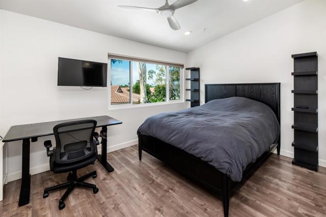 Detail Gallery Image 14 of 31 For 6819 Alderwood Dr, Carlsbad,  CA 92011 - 2 Beds | 2/1 Baths