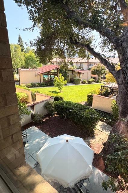 120 Carlton Avenue, Los Gatos CA: https://media.crmls.org/mediaz/47758e03-6a8f-4b9c-a6f6-16bd3523ad77.jpg