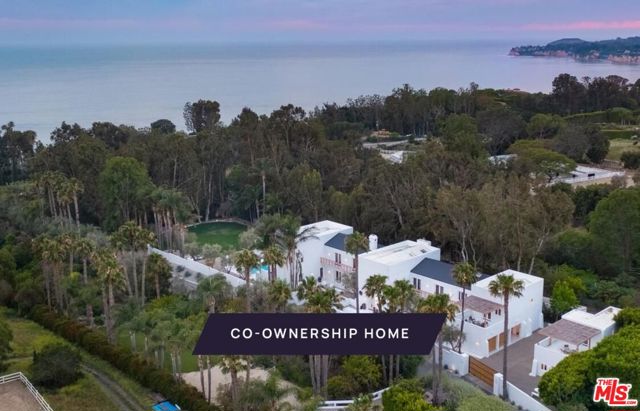27405 Pacific Coast Highway, Malibu CA: https://media.crmls.org/mediaz/4776b522-70e0-4a4b-a400-d86c1332520e.jpg