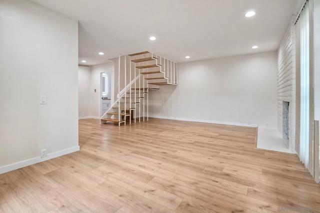 10143 Caminito Volar, San Diego CA: https://media.crmls.org/mediaz/47773da8-7437-4903-81d9-f72661318c08.jpg