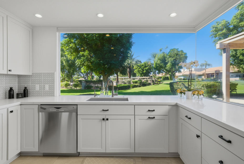 MLS #219138570DA image #10