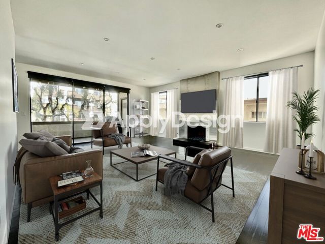1505 Purdue Avenue, Los Angeles CA: https://media.crmls.org/mediaz/4777e592-4ad3-439b-8201-8945ad1c84f3.jpg