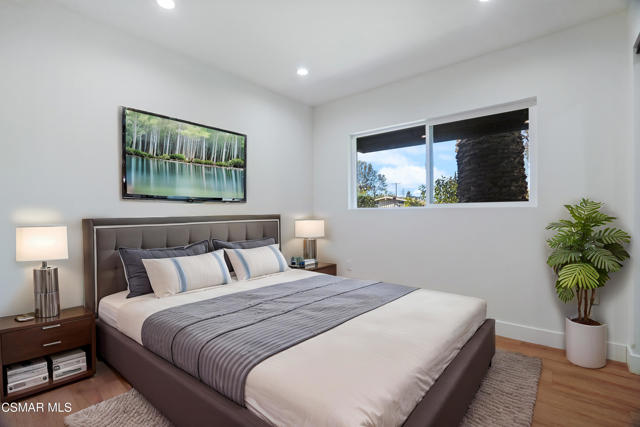 7804 Kentland Avenue, West Hills CA: https://media.crmls.org/mediaz/4777e5f1-98f4-4077-b9bf-6d3ebf44cf96.jpg