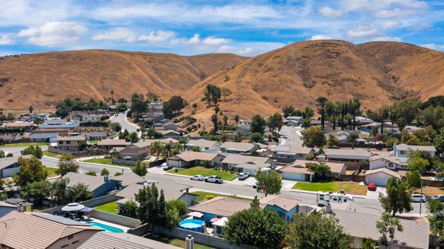 1548 Teton St Street, San Bernardino CA: https://media.crmls.org/mediaz/477849e5-029b-421c-b342-017e10c888eb.jpg