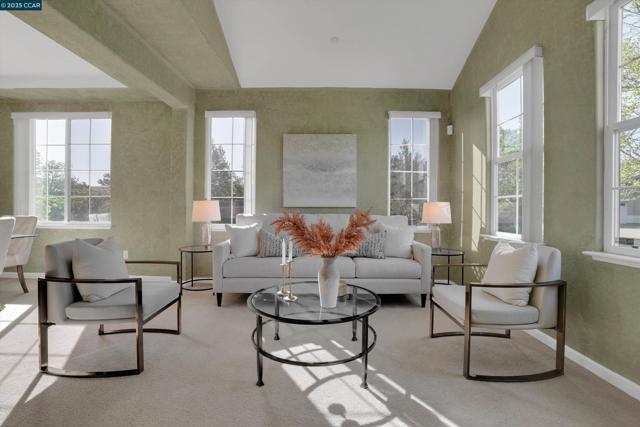2121 Bluffs Dr, Livermore CA: https://media.crmls.org/mediaz/47785c6d-ce35-4232-8a70-c1c4c02210c9.jpg