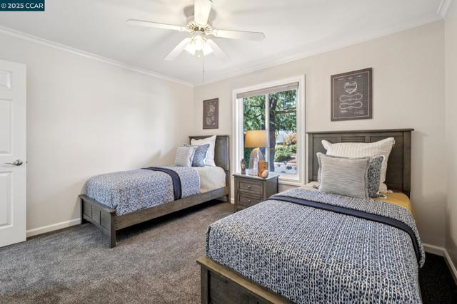 3245 Newport Court, Walnut Creek CA: https://media.crmls.org/mediaz/47795b17-cf44-44c3-bc47-36c6ebd1fdad.jpg