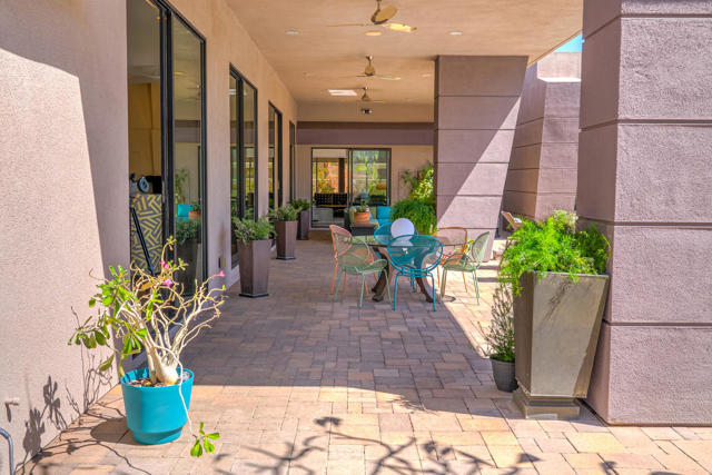 463 Lautner Lane, Palm Springs CA: https://media.crmls.org/mediaz/477a30b2-e7fe-4704-bc62-6d1432f59299.jpg