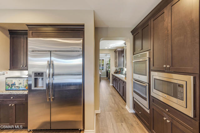13170 Bent Grass Place, Moorpark CA: https://media.crmls.org/mediaz/477a784c-3b44-41b3-ab18-6c2c54046269.jpg