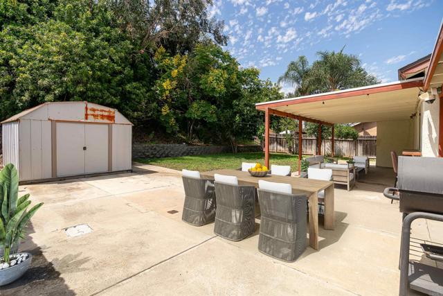 1337 Calle Colnett, San Marcos CA: https://media.crmls.org/mediaz/477aa26e-9c2a-4fd6-9229-6b2b281463b2.jpg