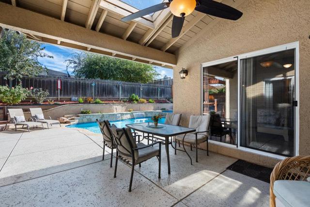 1091 Nez Perce Drive, Hollister CA: https://media.crmls.org/mediaz/477bffcc-36a1-47fb-a535-94ef40cc0ff3.jpg