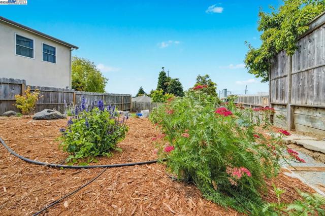 1541 Merced Street, Richmond CA: https://media.crmls.org/mediaz/477d8a6b-ff9c-4635-bd82-89ee2e9abd37.jpg