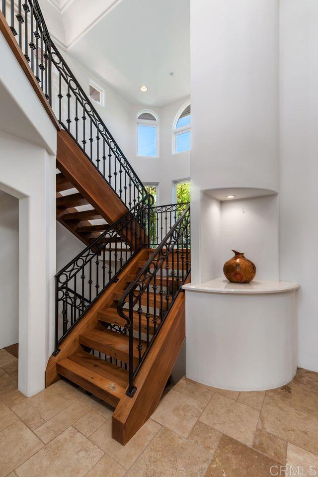 1470 Rubenstein Ave, Cardiff by the Sea CA: https://media.crmls.org/mediaz/477e11b5-4e20-4e72-9f94-f6066ecf3a51.jpg