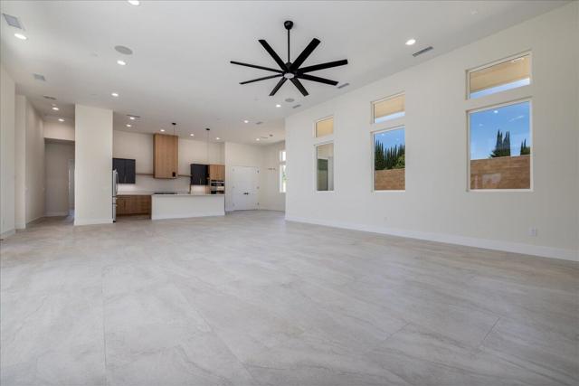 4195 Evergreen Lane, Banning CA: https://media.crmls.org/mediaz/477e4a05-104e-4254-b8c5-fce9ffb67f7d.jpg