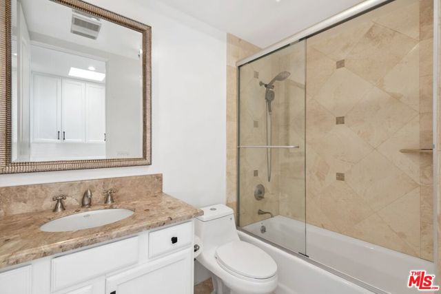 11974 Mayfield Avenue, Los Angeles CA: https://media.crmls.org/mediaz/477e7061-1d9b-46eb-a462-268abe05c55b.jpg
