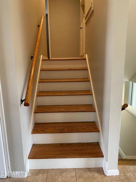 491 Danville Avenue, Thousand Oaks CA: https://media.crmls.org/mediaz/477f761d-2540-4285-901e-ddc516aeefff.jpg