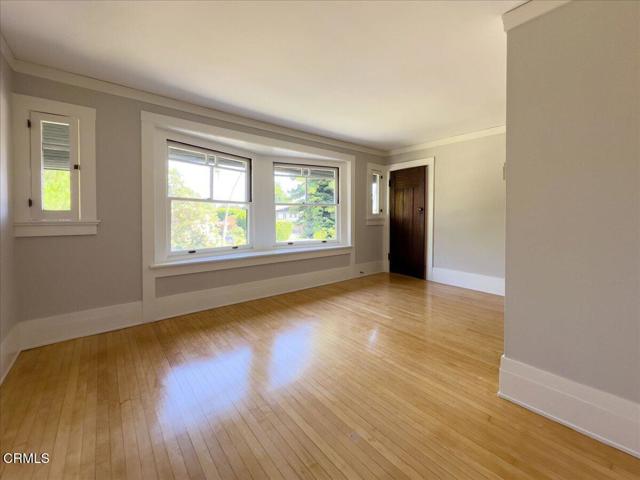 217 Oaklawn Avenue, South Pasadena CA: https://media.crmls.org/mediaz/478021e0-4365-4655-bd78-bd6a18fbe2ea.jpg