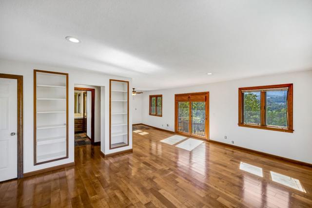 274 Corral De Tierra Road,  CA: https://media.crmls.org/mediaz/47804656-a3c6-4a0b-9723-6f8476ce3941.jpg