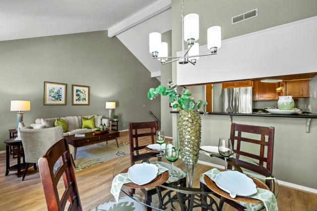 29 Arabian Way, Scotts Valley CA: https://media.crmls.org/mediaz/47805dfd-ed46-4bb1-aff6-f0485c9cf676.jpg