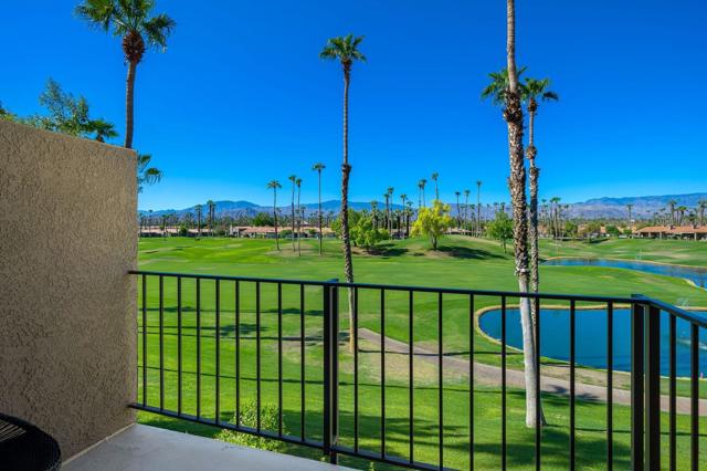 38417 Nasturtium Way, Palm Desert CA: https://media.crmls.org/mediaz/4780affa-715f-48ef-a6a9-8a3c0c70882e.jpg