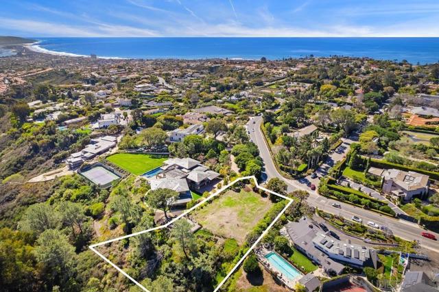 Image 6 of 11 For 6099 La Jolla Scenic Dr S