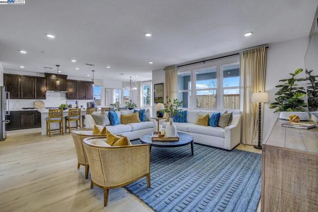 367 W CALABRIA DRIVE, Mountain House CA: https://media.crmls.org/mediaz/47818520-d206-4301-930b-e57128fa13cb.jpg