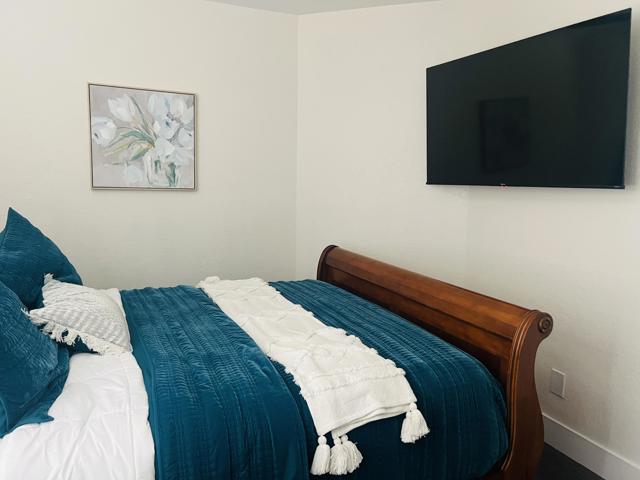 04E6E0B9-36C3-4458-989F-8CAB90DA482C